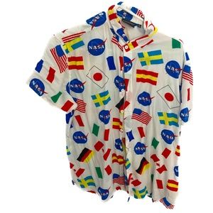 NASA x World Flag Short Sleeve Button Down Shirt, Men's Large, White, OOP